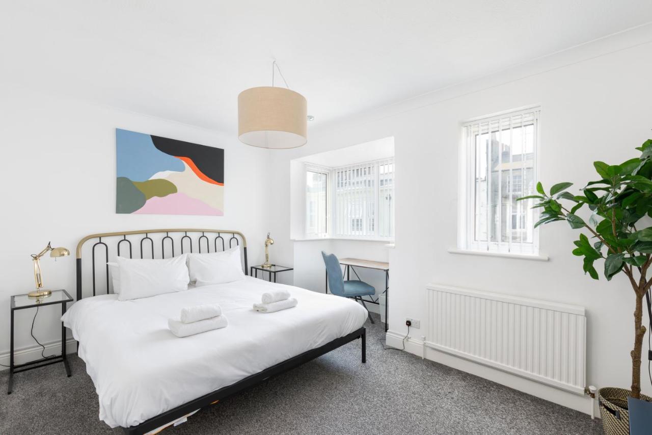 Beachside Retreat 2-Bedroom Gem With Free Private Parking & Outdoor Space Brighton Exteriör bild
