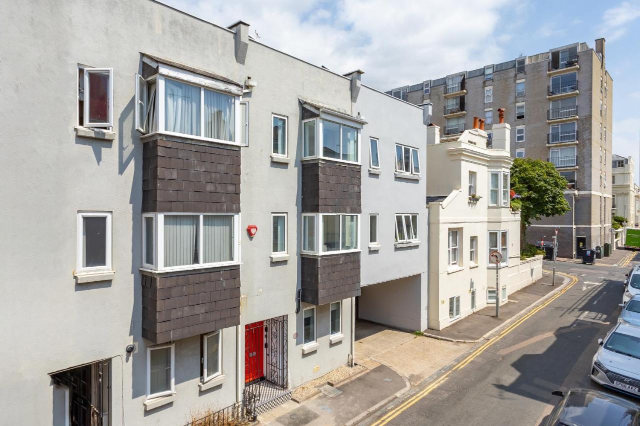 Beachside Retreat 2-Bedroom Gem With Free Private Parking & Outdoor Space Brighton Exteriör bild